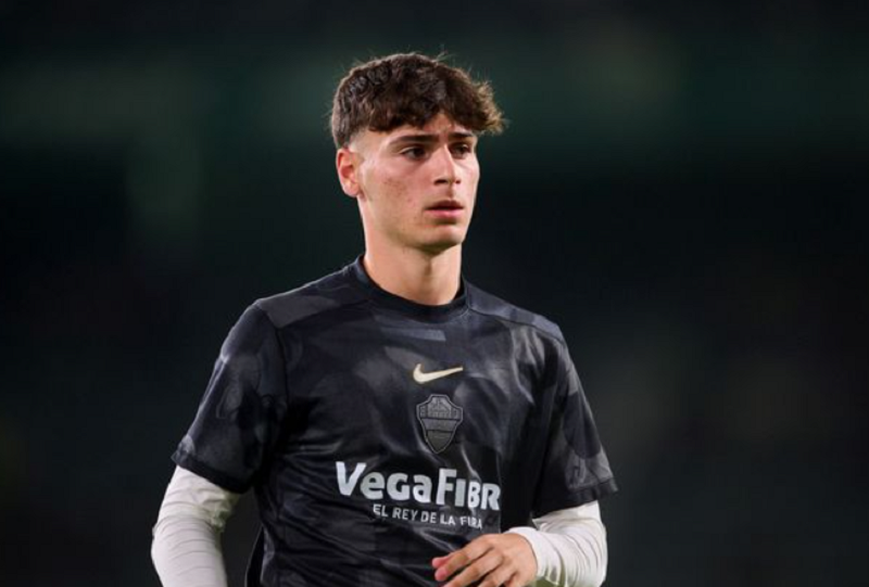 arsenal-nham-vien-ngoc-tho-rodrigo-mendoza-trong-ke-hoach-tang-cuong-tuyen-giua